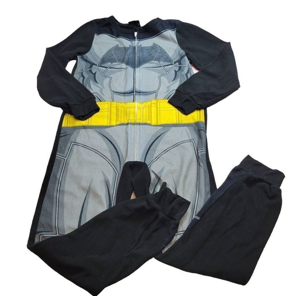 Batman pajama onsie L10/12